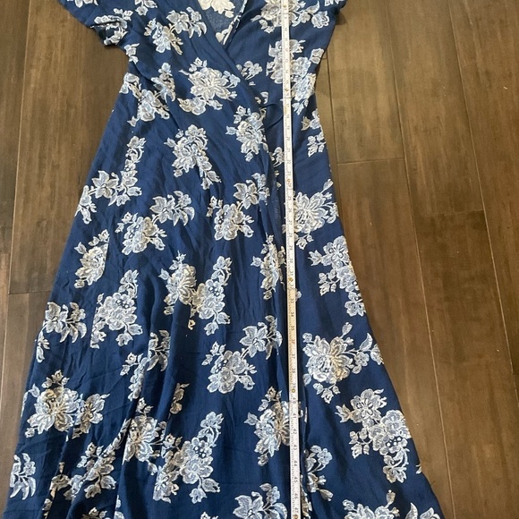 Lulus Heart of Marigold Navy Blue Floral Print Wrap Maxi Dress Women's Large - Picture 7 of 8